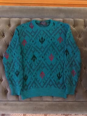 Jantzen Teal Geometric Crewneck Sweater with Black and Pink Accents